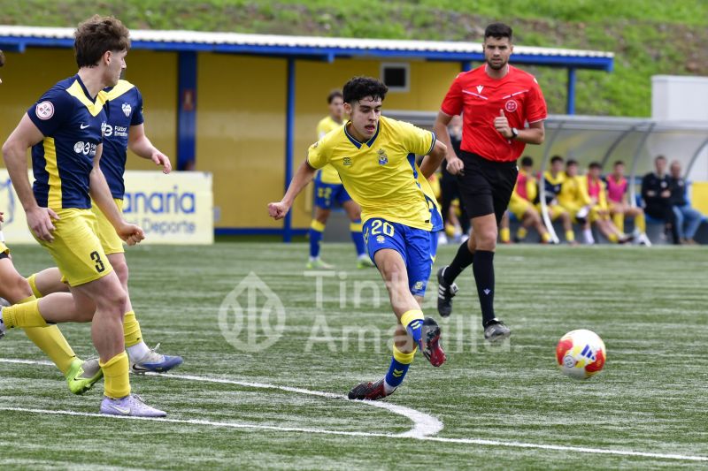 2-0: Las Palmas se coloca en octavos de final con un gol de tacón y otro de vaselina 