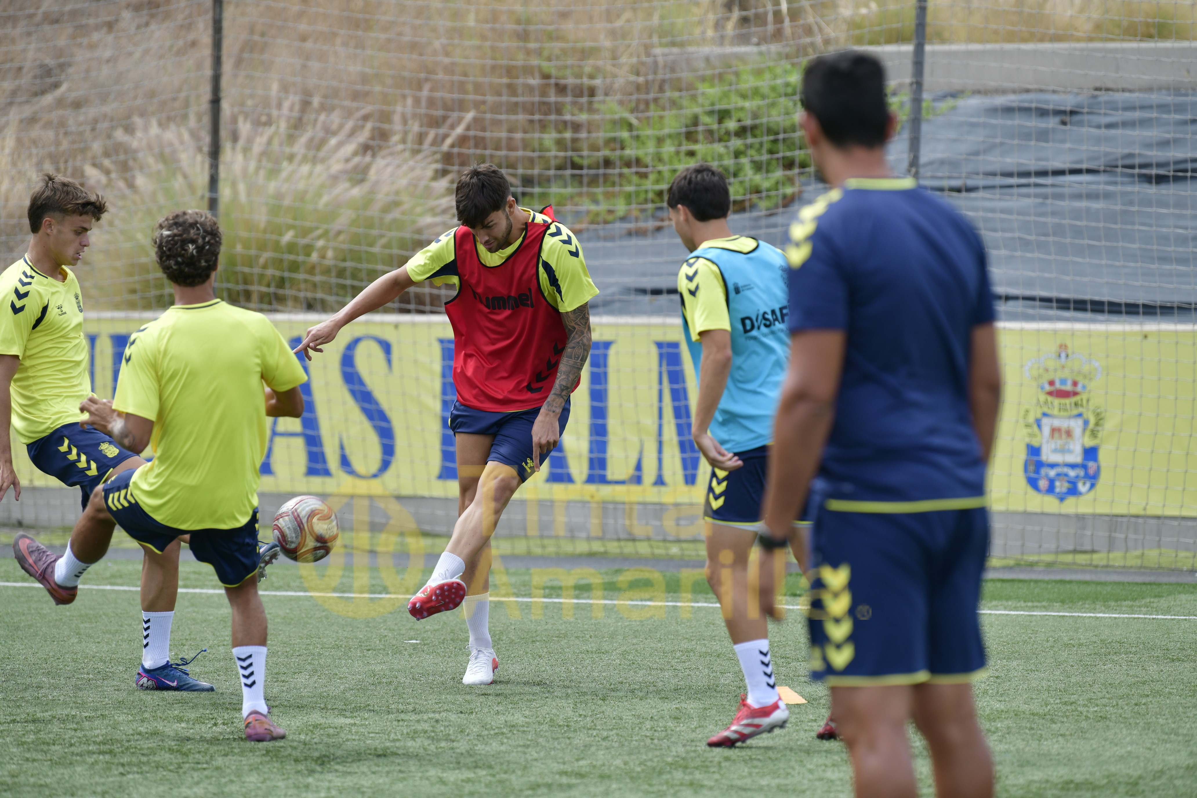 Las Palmas Atlético perfila detalles para su inminente estreno ante el Betis B