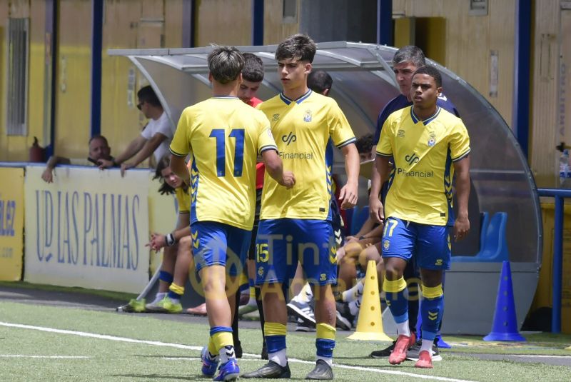 El juvenil de la UD sella las matemáticas del título, pero aún no lo puede celebrar (4-0)