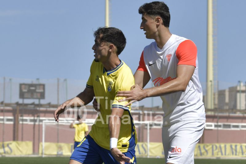 3-0: El filial pone música a su rotunda victoria sobre el Moscardó