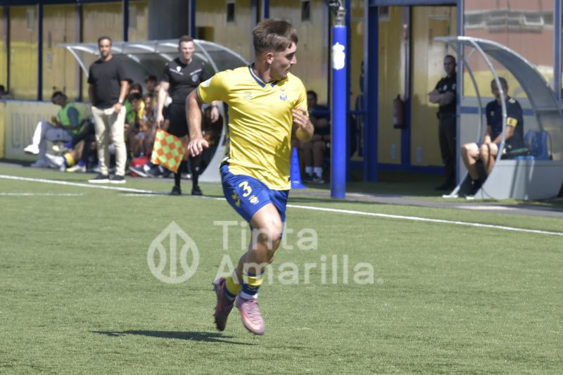 3-0: El filial pone música a su rotunda victoria sobre el Moscardó