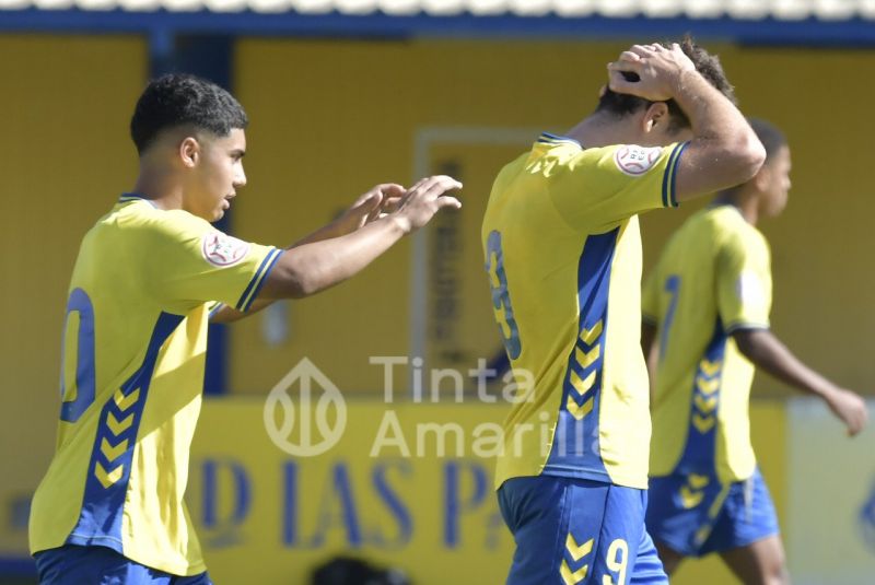 1-0: El juvenil de la UD bate a un rocoso Viera con gol de Artiles