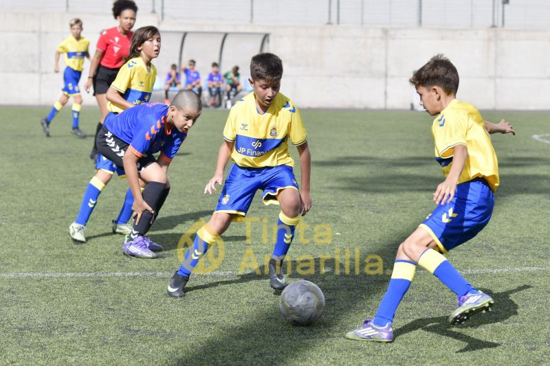 Fotos: Alevín A de la UD vs Sumisetti B