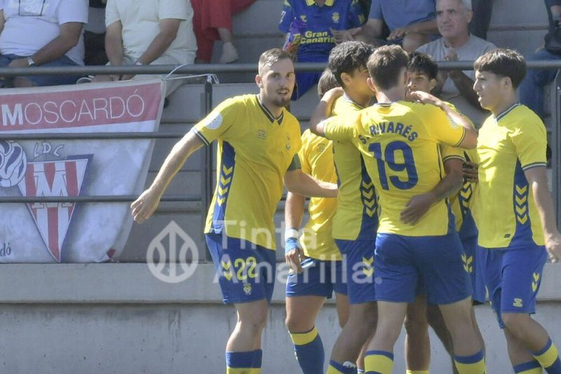 3-0: El filial pone música a su rotunda victoria sobre el Moscardó