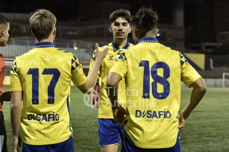 3-1: Las Palmas C bate al Telde y acaricia su primer objetivo