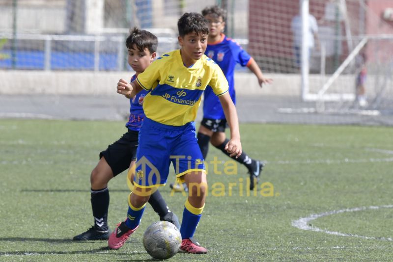 Fotos: Alevín A de la UD vs Sumisetti B