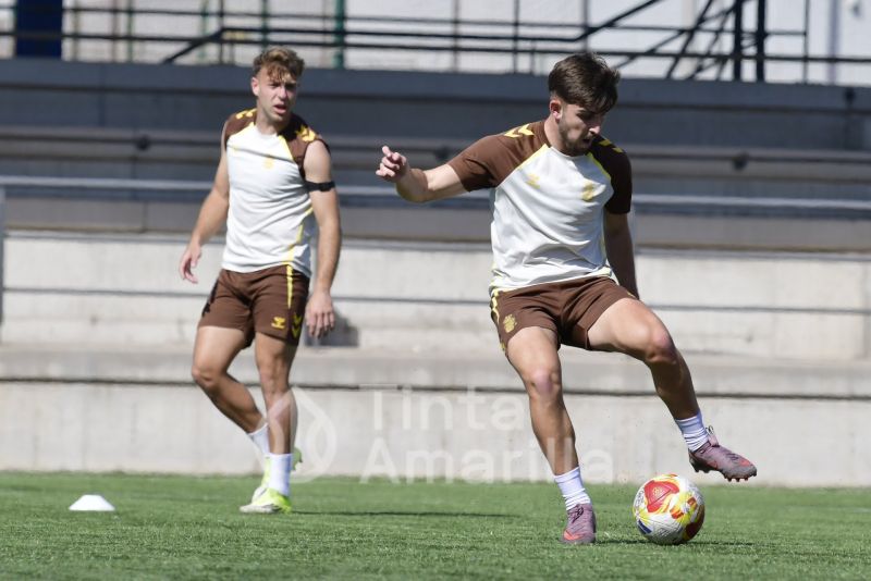 Fotos: Las Palmas Atlético, tras su primer triunfo sobre el Rayo B