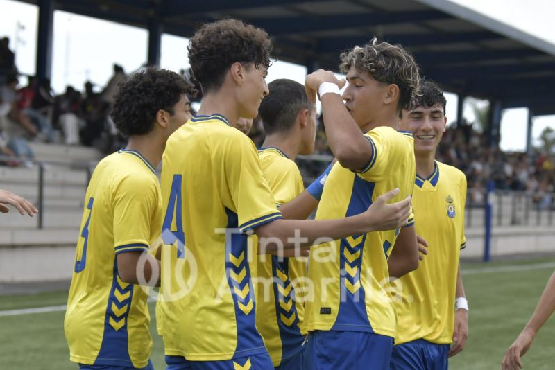  Fotos: Victoria y pleno de puntos para el juvenil C de la UD