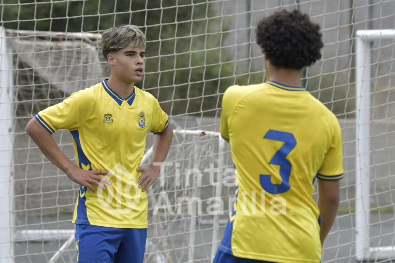 Fotos: Victoria y pleno de puntos para el juvenil C de la UD