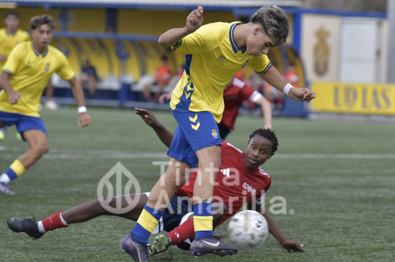  Fotos: Victoria y pleno de puntos para el juvenil C de la UD