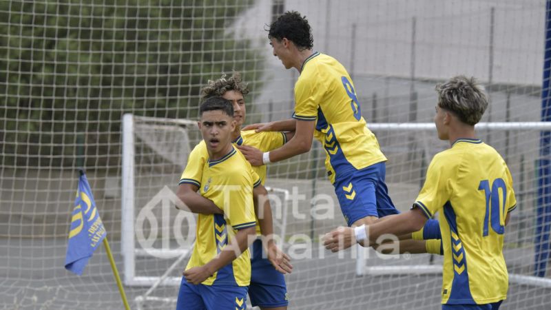  Fotos: Victoria y pleno de puntos para el juvenil C de la UD