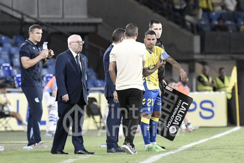 2-1: Iván Gil pinta sus primeras luces en el cielo de Gran Canaria