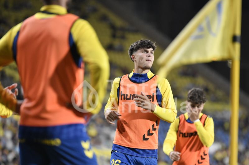 1-1: Las Palmas inicia la era García Fernández con salsa agridulce