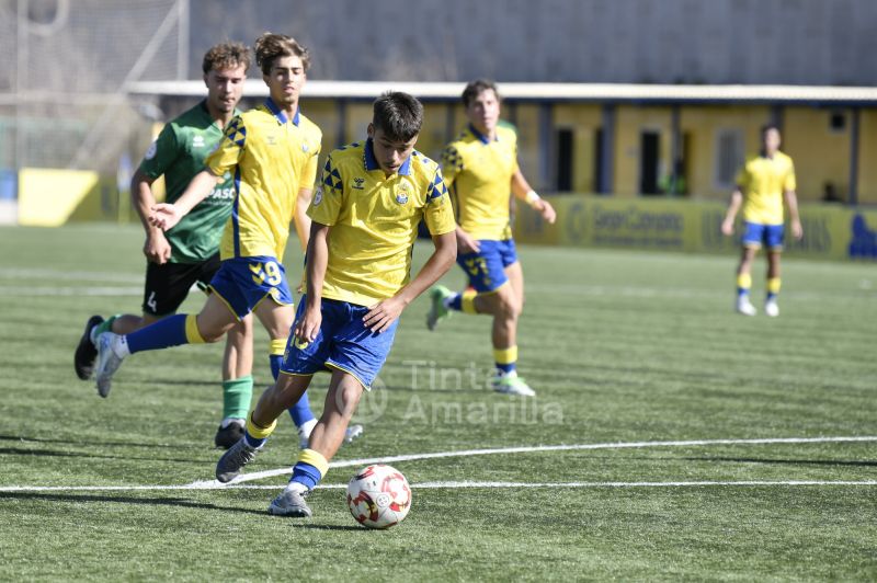 Fotos: El juvenil de la UD golea y ya se centra en el Elche