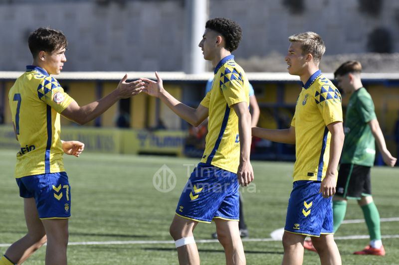 Fotos: El juvenil de la UD golea y ya se centra en el Elche