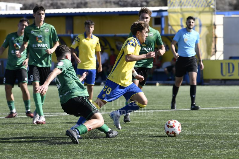 Fotos: El juvenil de la UD golea y ya se centra en el Elche