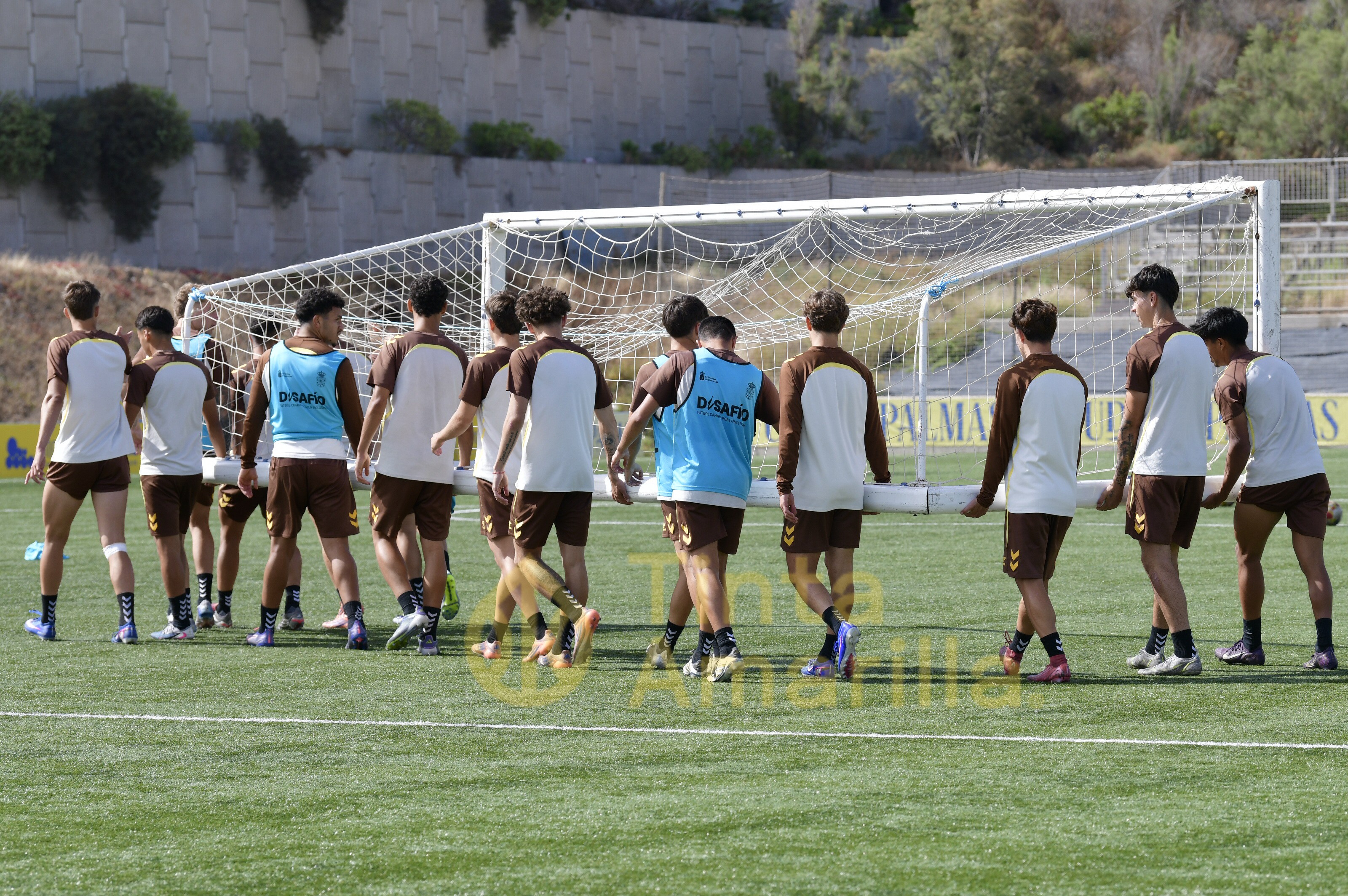 Fotos: Las Palmas C, en compás de espera de una final