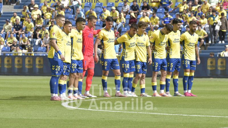 3-1: La UD anula al líder con goles, sangre y sacrificio 