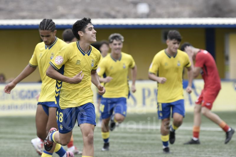 4-0: El juvenil de la UD arranca con fuerza en la nueva Liga de Canarias