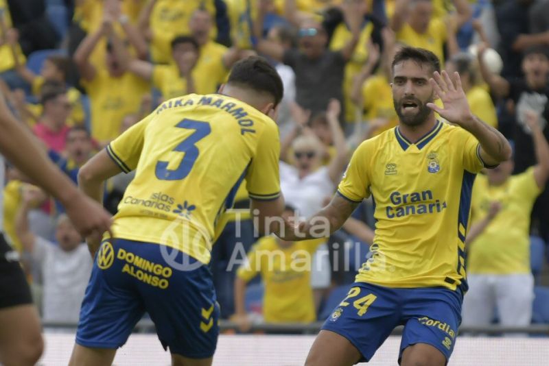 3-1: La UD anula al líder con goles, sangre y sacrificio 