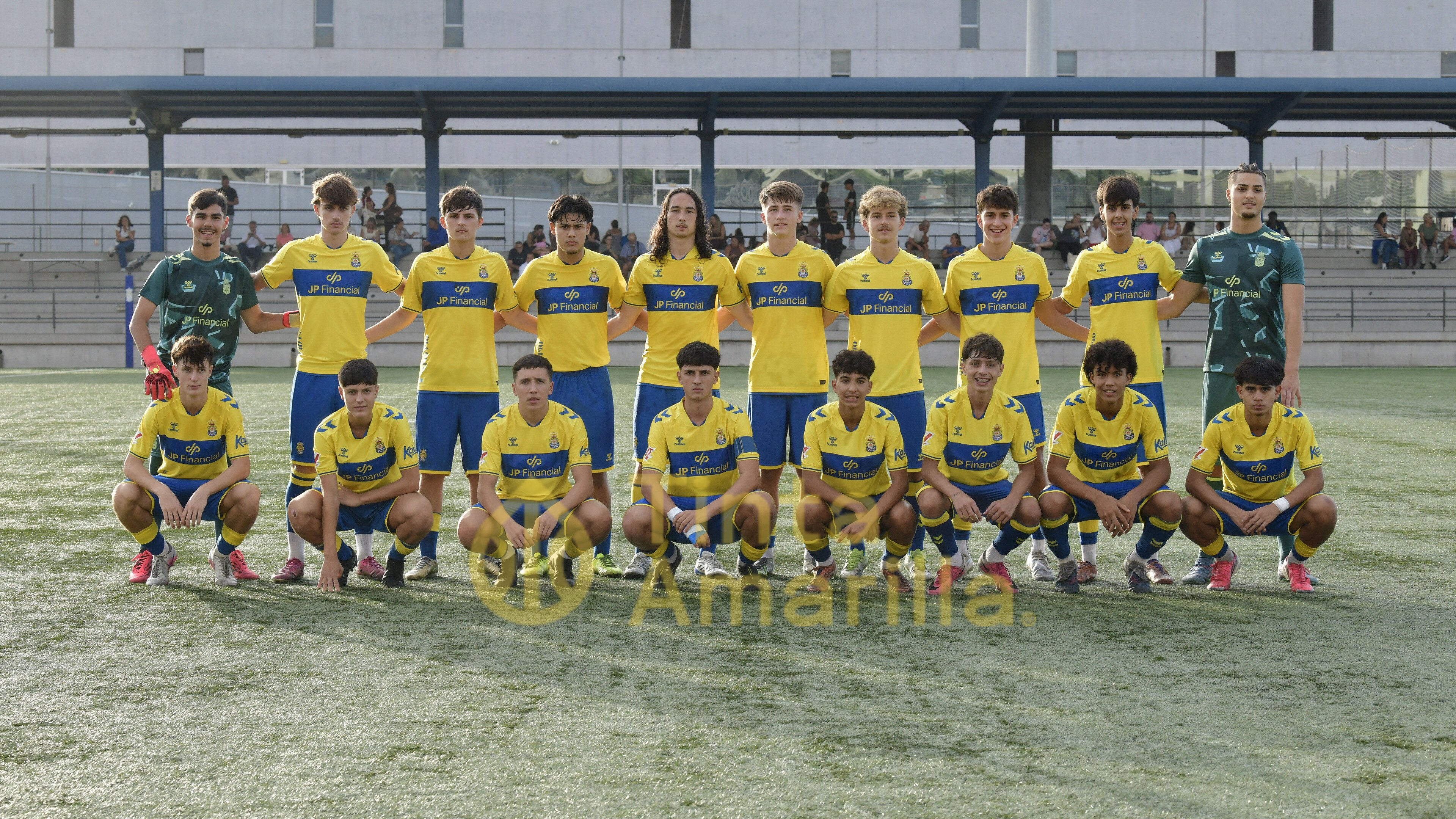 Fotos: El juvenil C de la UD supera al Longueras