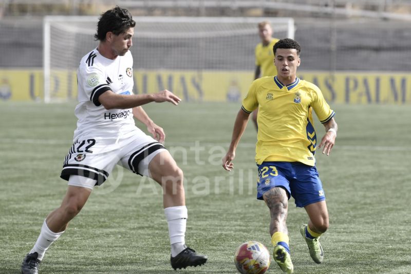 3-1: Las Palmas C remonta y logra su primer triunfo oficial