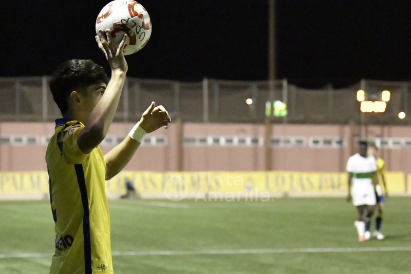 2-1: La UD tumba al Elche con el último zambombazo de Arturo