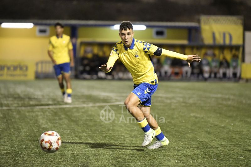 2-1: La UD tumba al Elche con el último zambombazo de Arturo
