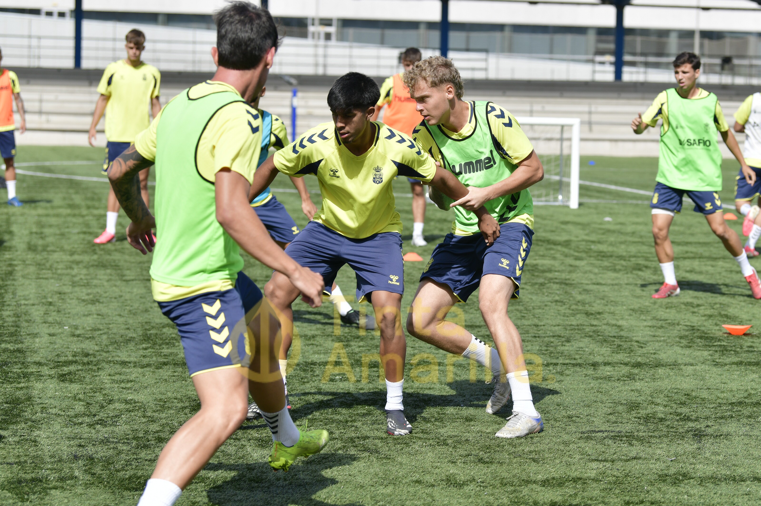 Fotos: Las Palmas Atlético prepara su equipaje para ir a Linares
