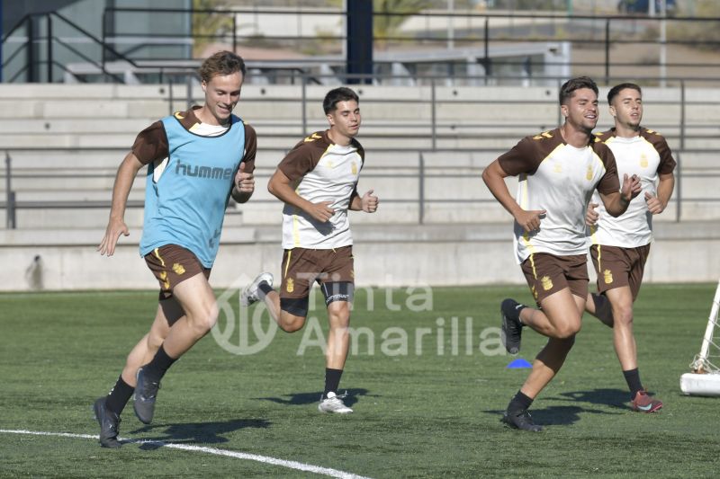 Fotos: El Lanzarote pondrá a prueba el gran momento de Las Palmas C