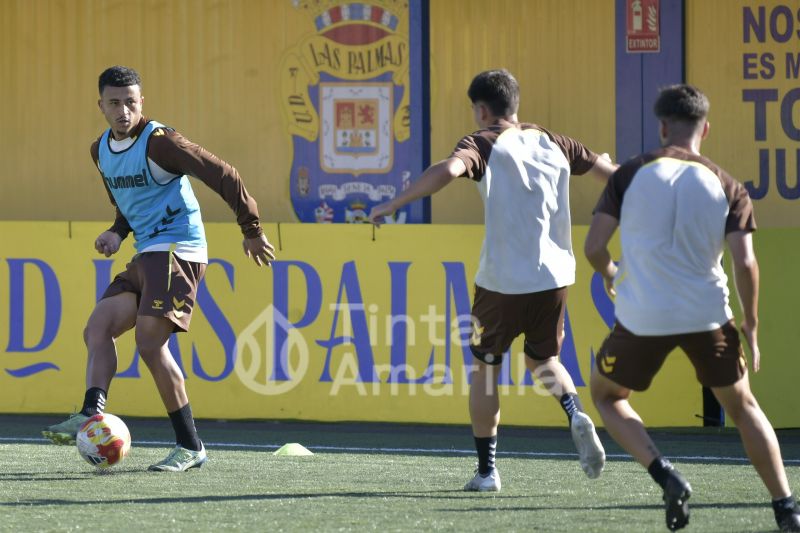 Fotos: El Lanzarote pondrá a prueba el gran momento de Las Palmas C