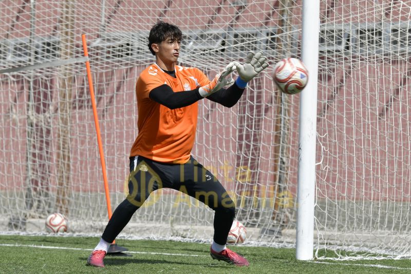 Fotos: Las Palmas Atlético prepara su equipaje para ir a Linares