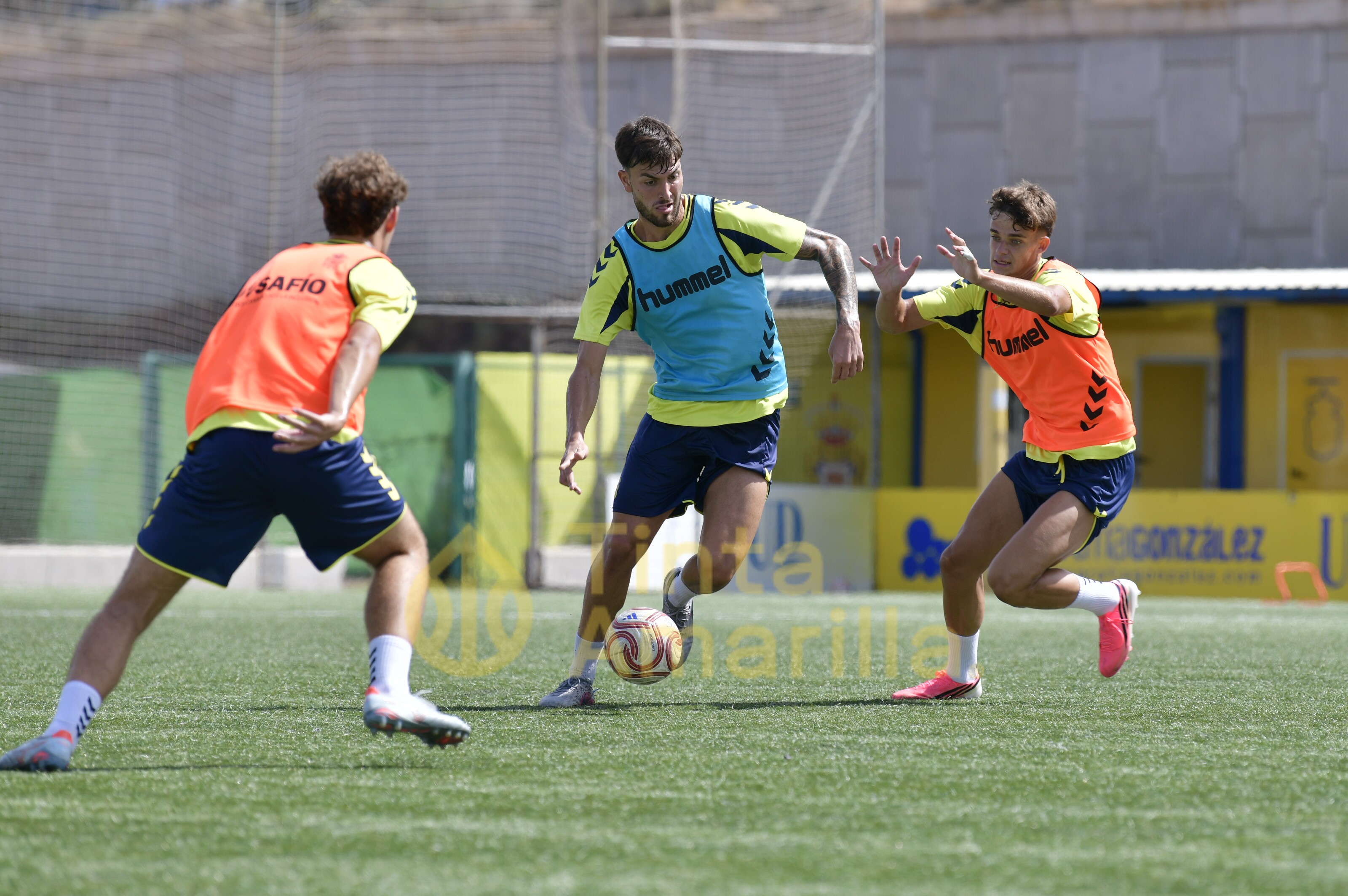 Fotos: Las Palmas Atlético prepara su equipaje para ir a Linares