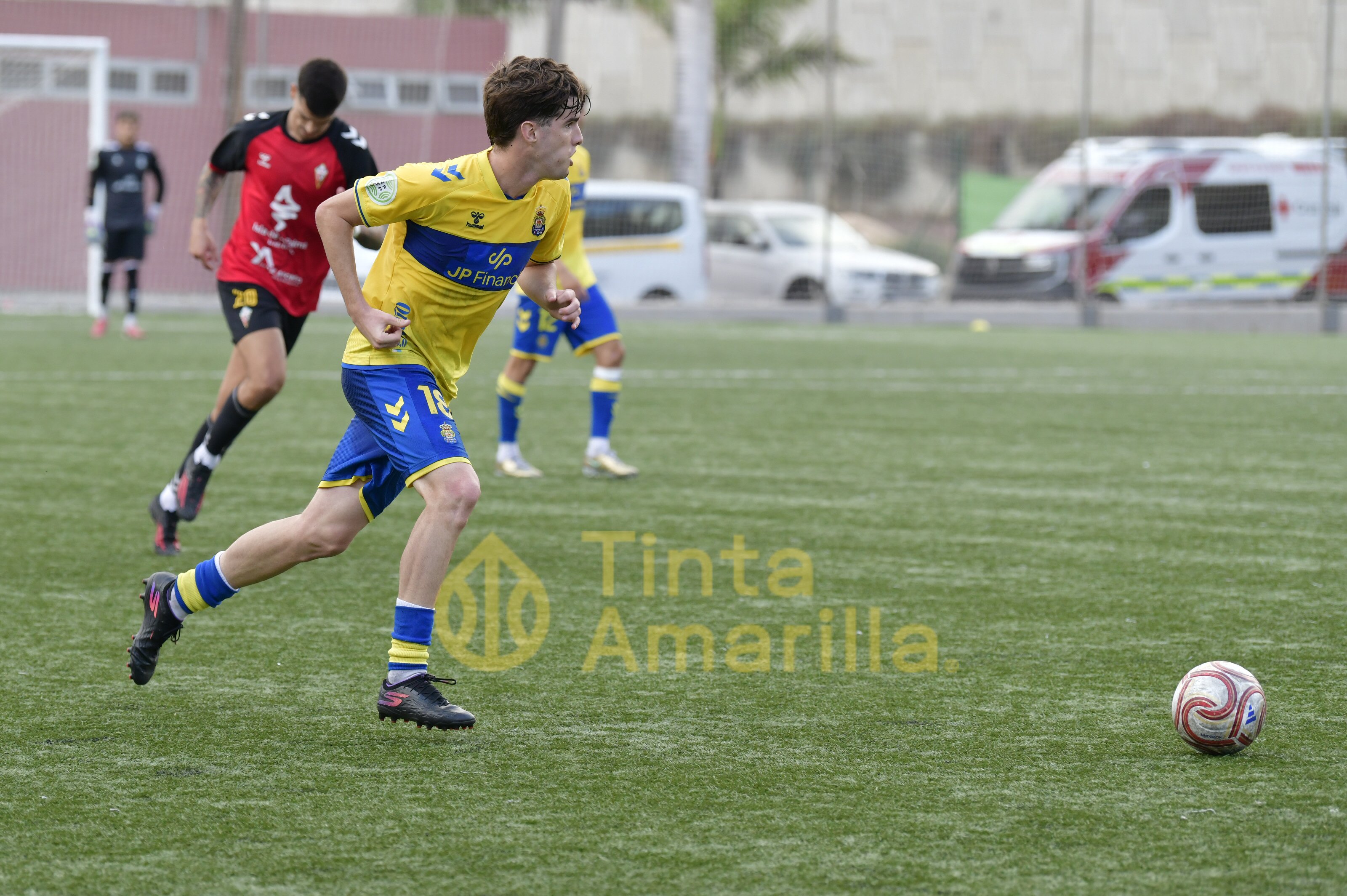 2-2: Las Palmas C y Mensajero igualan en el debut técnico de Iván López