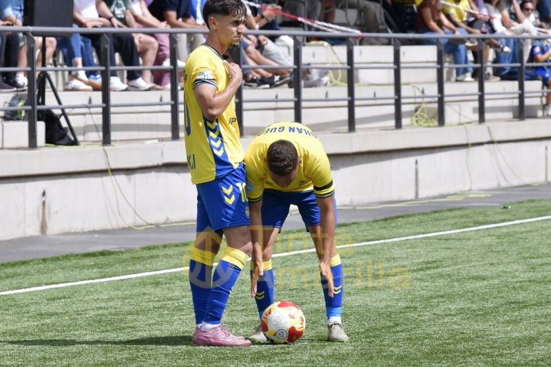 2-1: Las Palmas Atlético sale del hoyo con carácter, garra y remontada