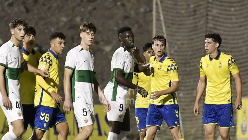 2-1: La UD tumba al Elche con el último zambombazo de Arturo