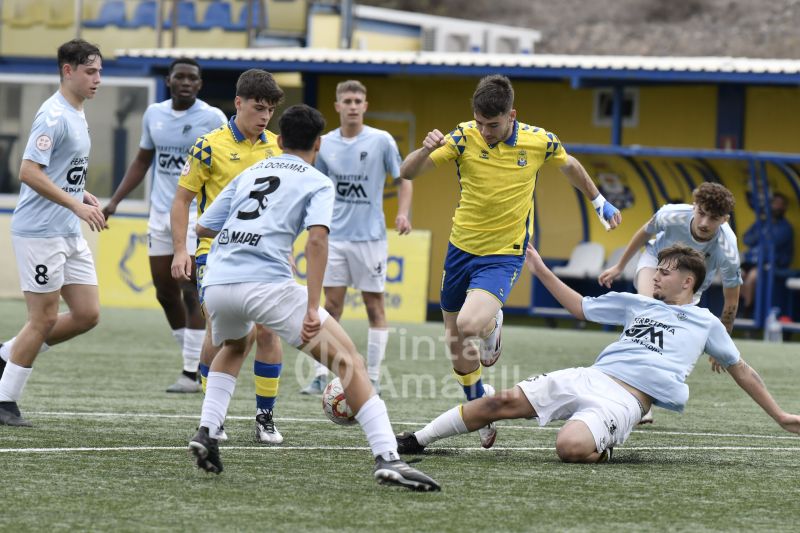 5-1: Goleada de la UD y lesión de Sergio Ruiz