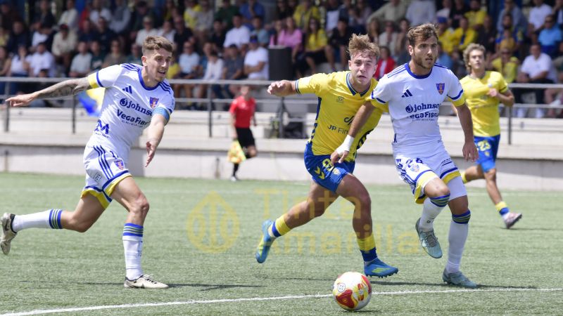 2-1: Las Palmas Atlético sale del hoyo con carácter, garra y remontada
