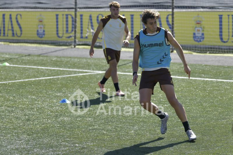 Fotos: Las Palmas Atlético afina para recibir al líder