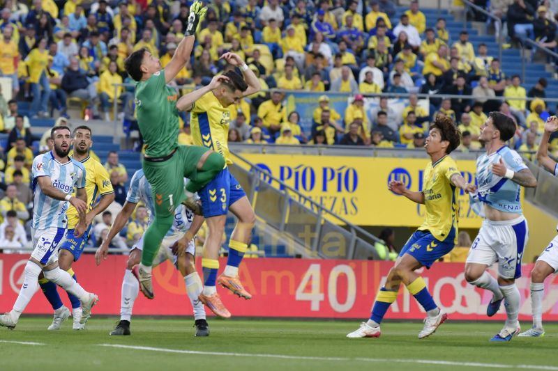 0-1: Las Palmas desaparece ante más de 27.000 de sus fieles