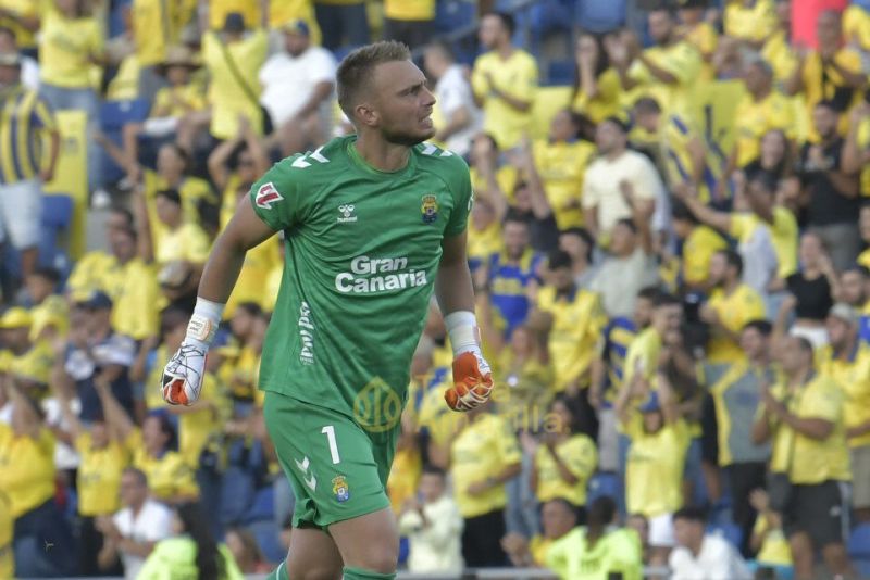 El portero Cillessen también se incorpora a la lista de lesionados