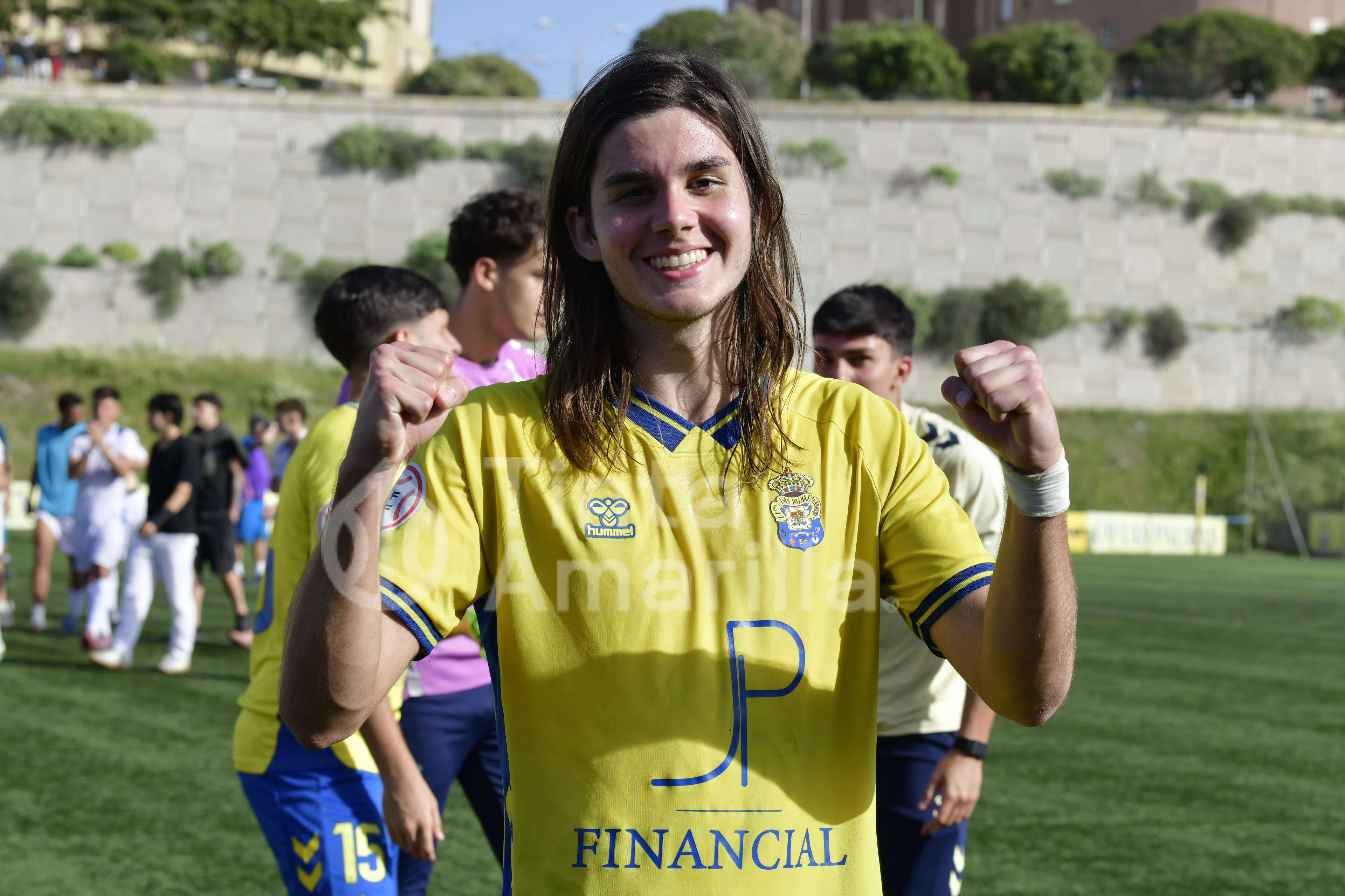 2-1: Las Palmas tumba al Tenerife en el 93 y da otro paso hacia el título canario