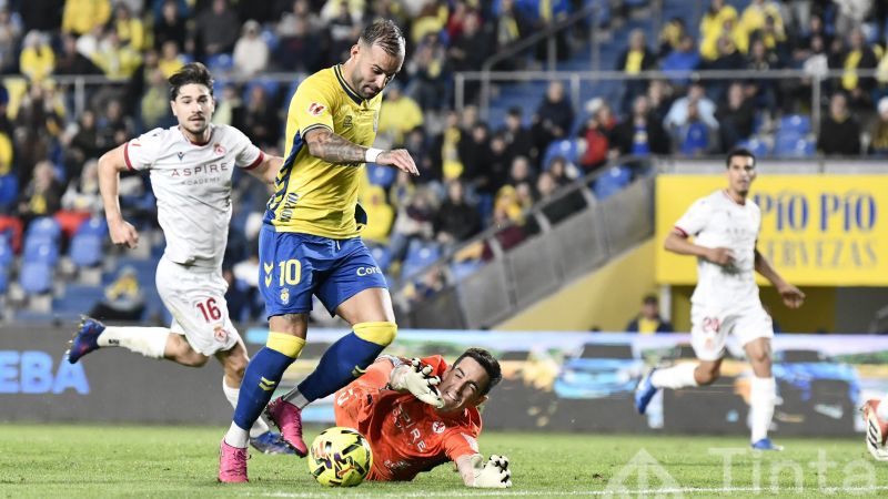 4-0: Jesé da un golpe encima de la mesa y reclama su rol con dos goles