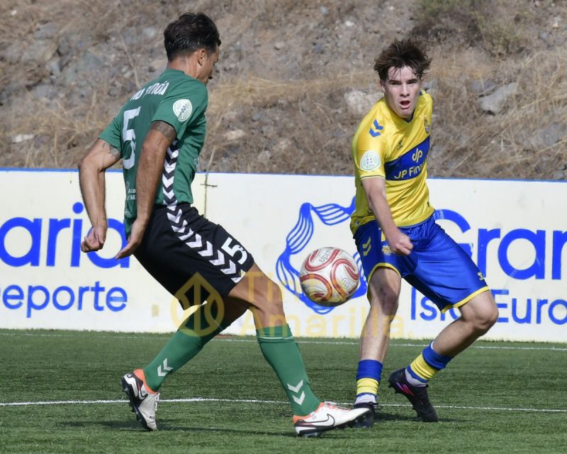 4-2: Las Palmas C sale airoso de un tiroteo con el Yaiza