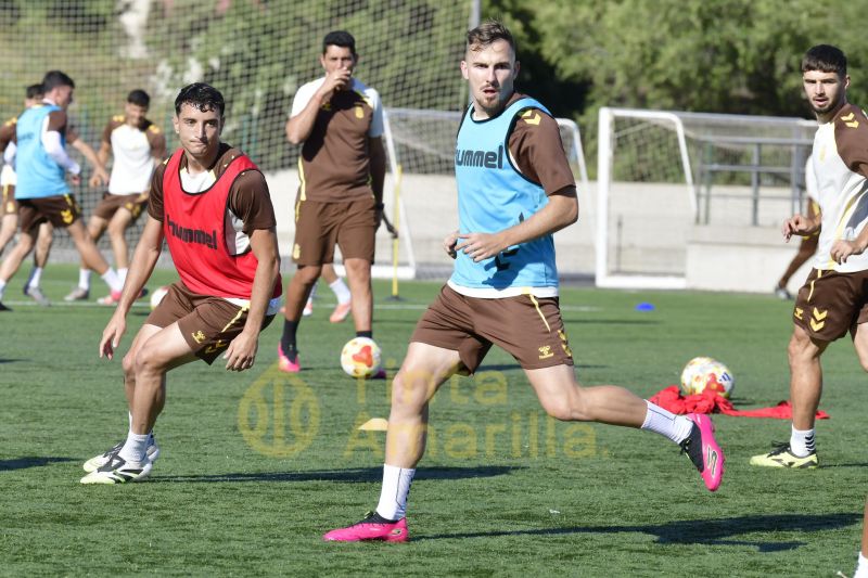 Fotos: El filial agota en Alcalá uno de sus últimos 5 partidos