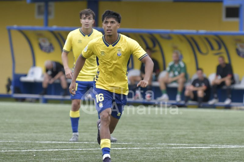 1-1: Las Palmas C malogra otra vez una andanada de remates ante el Mensajero