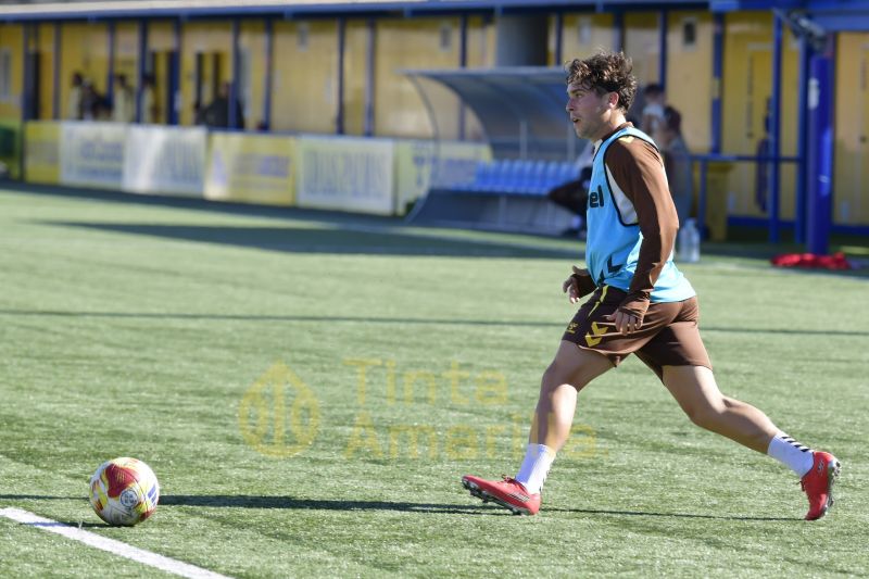 Fotos: El filial agota en Alcalá uno de sus últimos 5 partidos