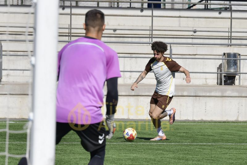 Fotos: El filial agota en Alcalá uno de sus últimos 5 partidos