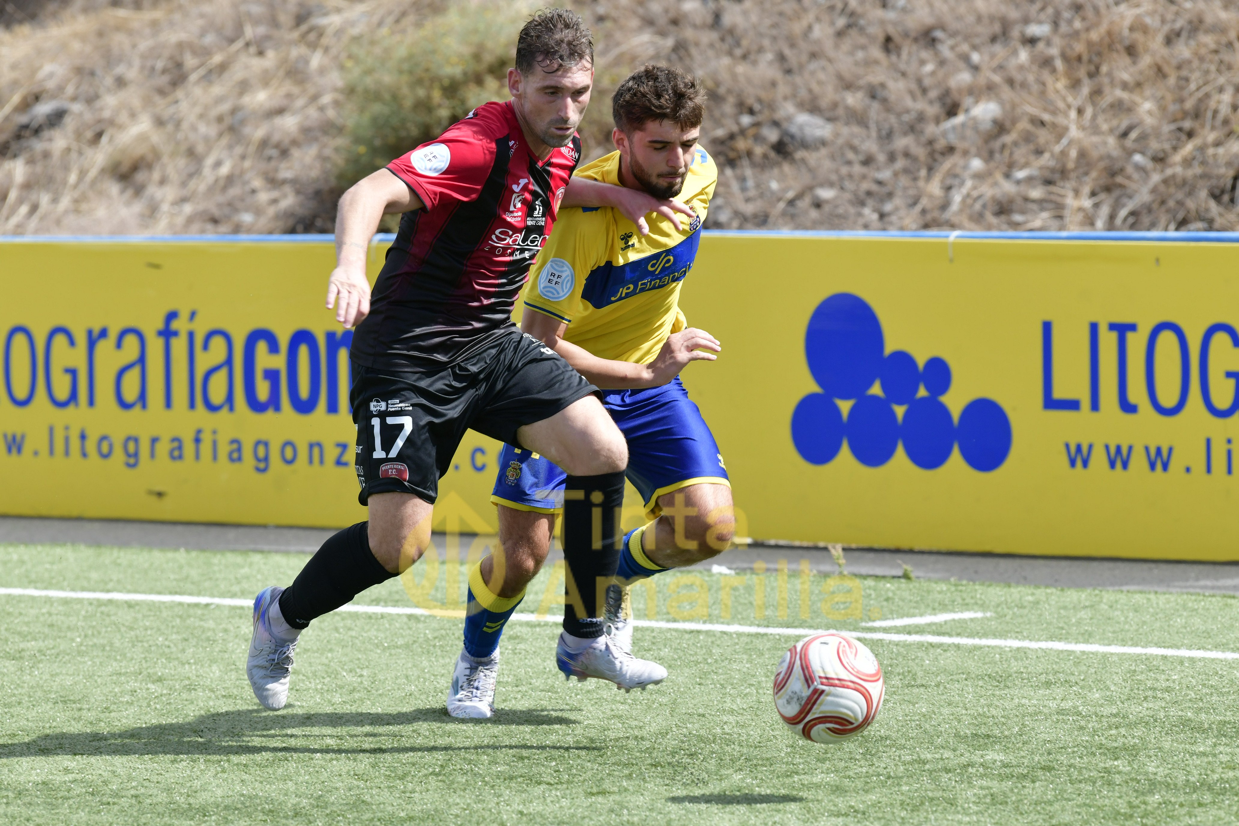 1-2: Las Palmas Atlético perdona y el Puente Genil castiga