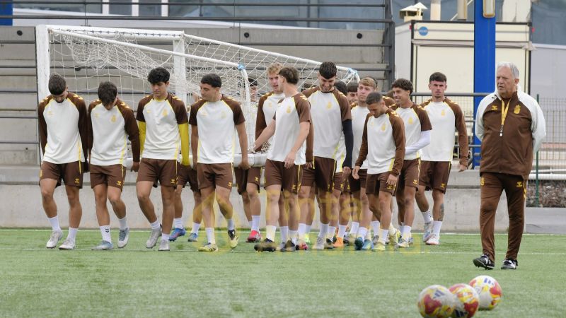 Fotos: El filial de la UD se prepara para una final auténtica